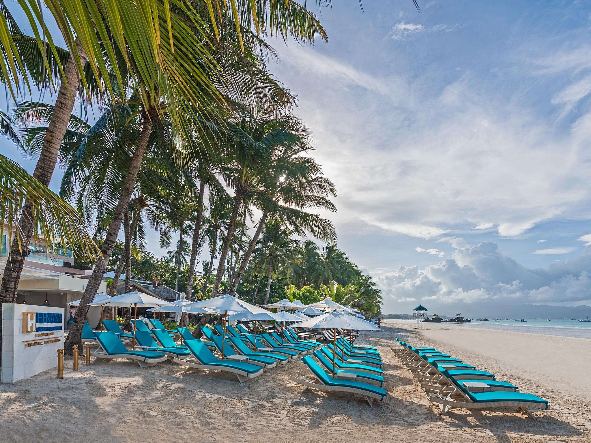Henann Prime Beach Resort Balabag  Екстериор снимка Beach at the Shangri-La Resort